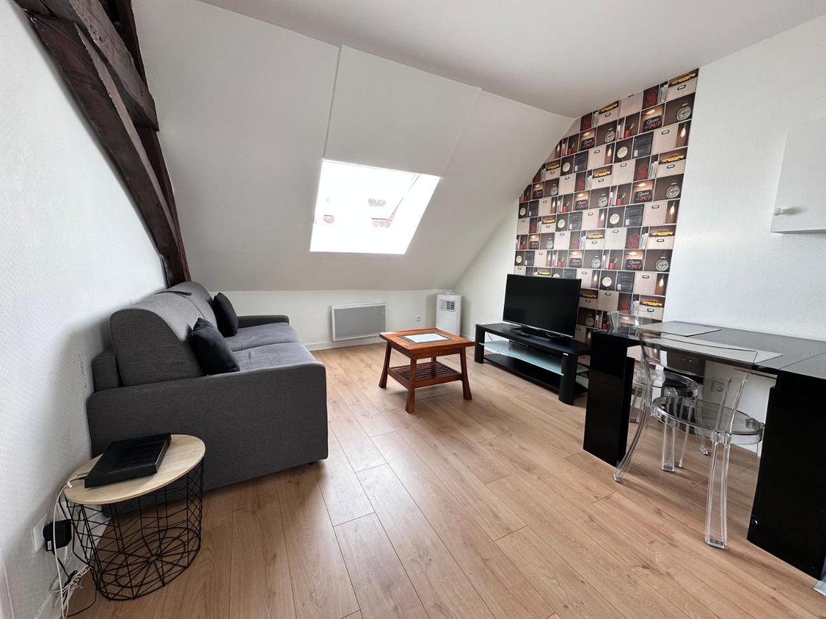Appartement Au Centre Ville De ซ็องส์ ภายนอก รูปภาพ