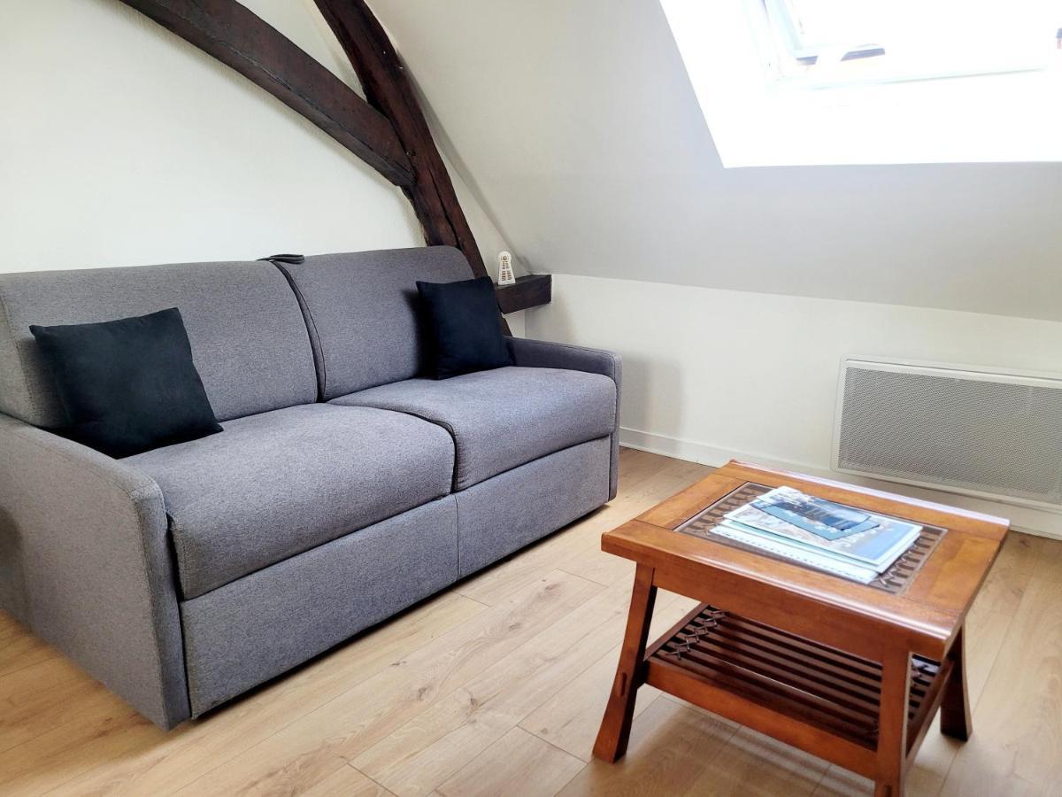 Appartement Au Centre Ville De ซ็องส์ ภายนอก รูปภาพ